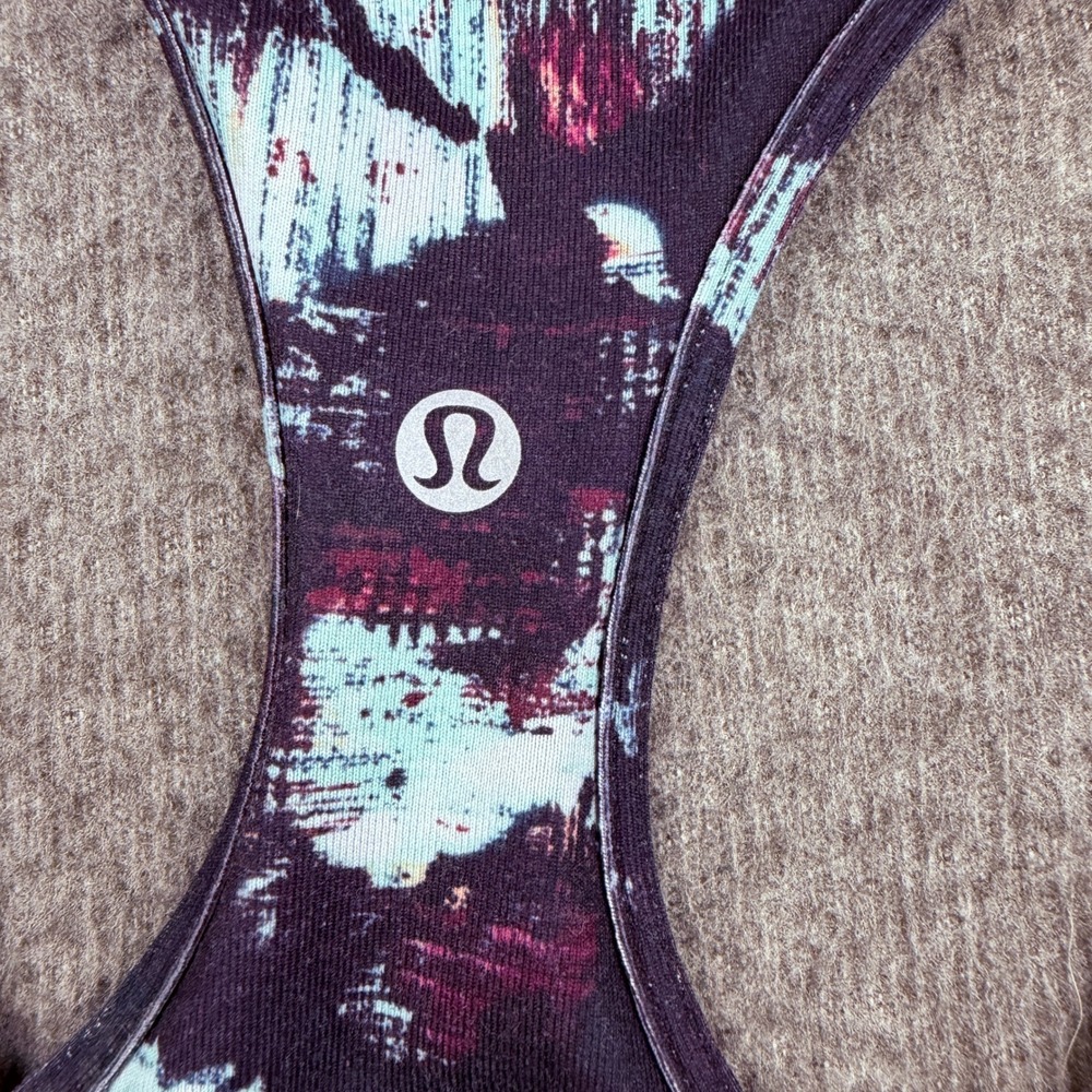 Lululemon Racerback Athletic Tank Top Purple Blue Abstract Print Women's Size‎ 4 - Picture 3 of 6